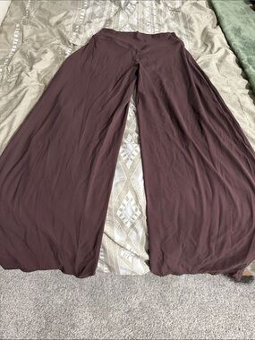 Women’s Wide-Leg Flowing Skirt brown Pants